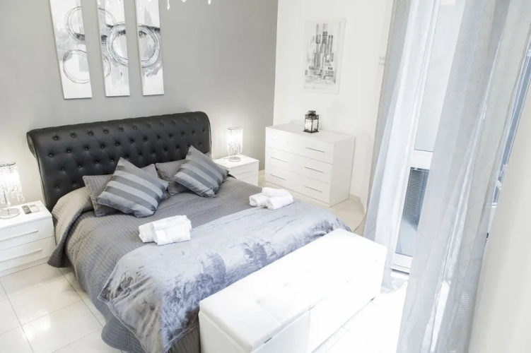 Nazionale 221 Luxury Home