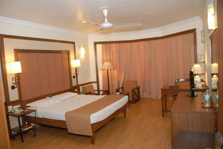 Cama Hotel