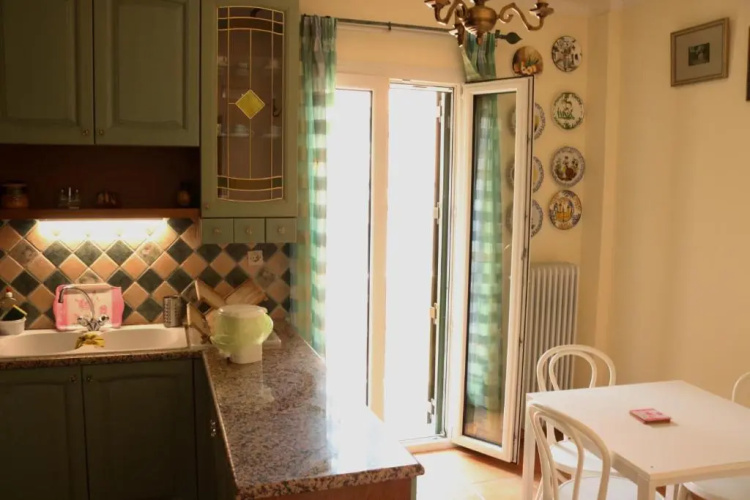 Mon Repos Two Floor Apartment