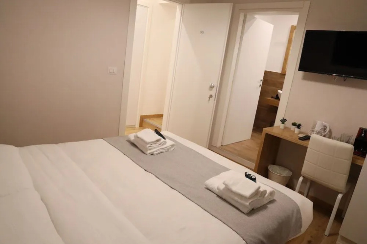 Eden Luxury Suites