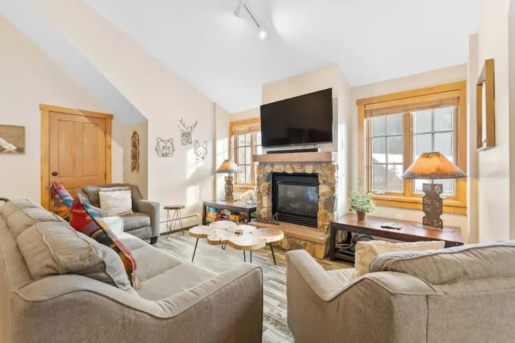 2 Bedrooms Apartment with balcony