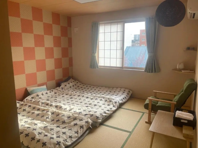 Standard Triple room