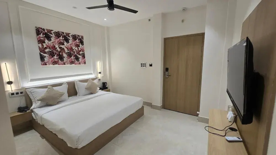 Hotel Amber Inn