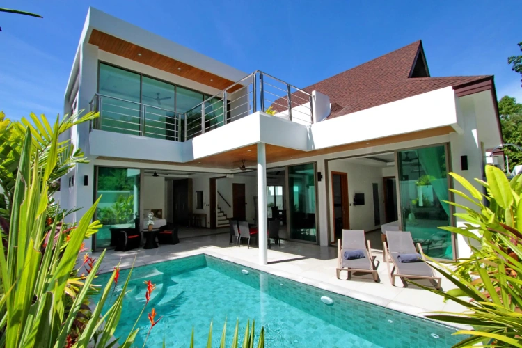 2 Bedrooms Villa