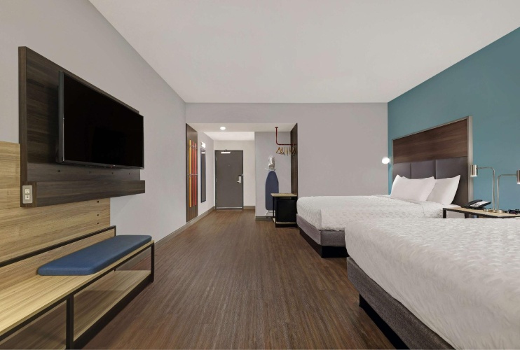 Standard Quadruple room