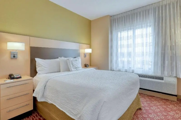 Quadruple Suite