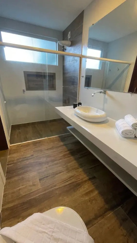 Casa c/ Piscina Privativa, 3 Suítes Sala integrada