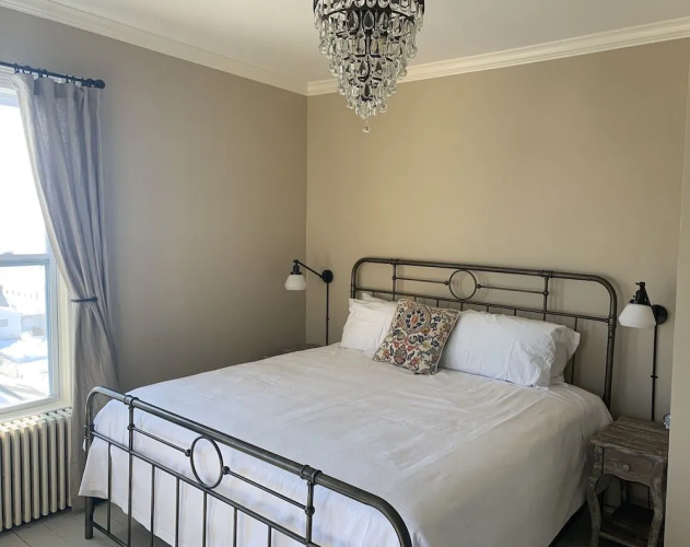 Pine Cottage Bed & Breakfast