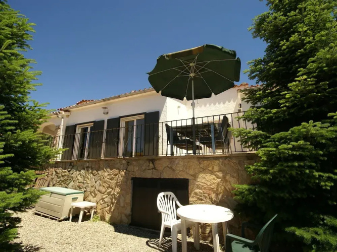 Cozy Holiday Home in Calonge with Private Pool