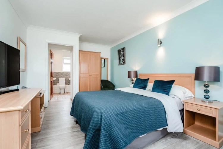 Standard Double Chalet