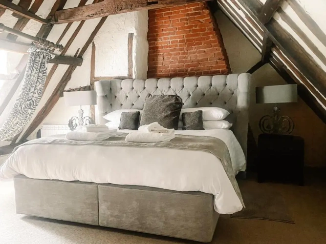 Deluxe Double Suite