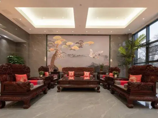 Zhongzhou Hotel