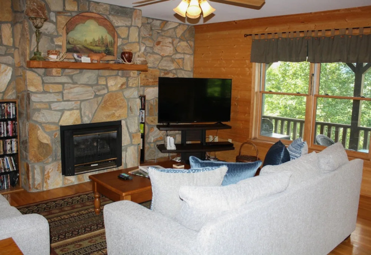 Cliffside 2 Bedroom Home