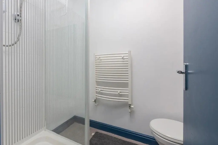 2 Bedrooms Basement Apartment