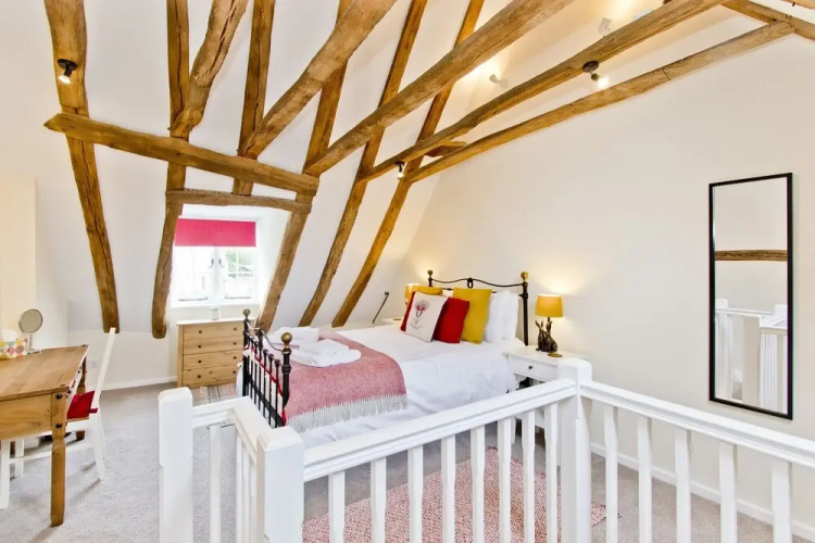 Abbey Nest