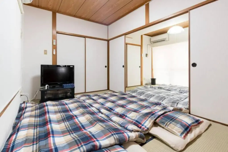 NahaCentaral_10Beds7roomsHouse_190sqm_FreeParking