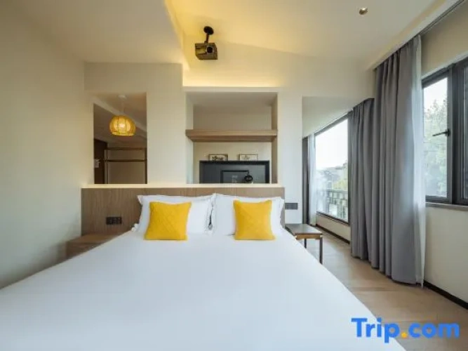 Family Suite with river view
