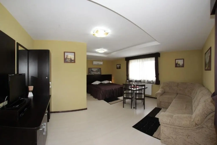 Standard Family room