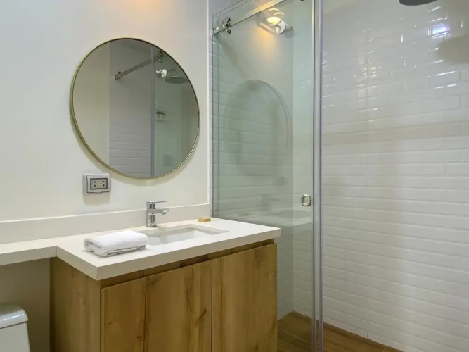 w Captivating 2BR With Balcony in Miraflores