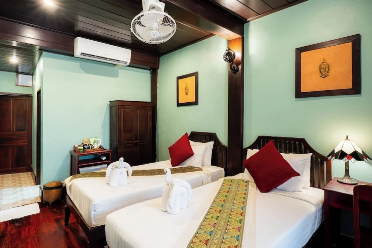 Superior Twin room