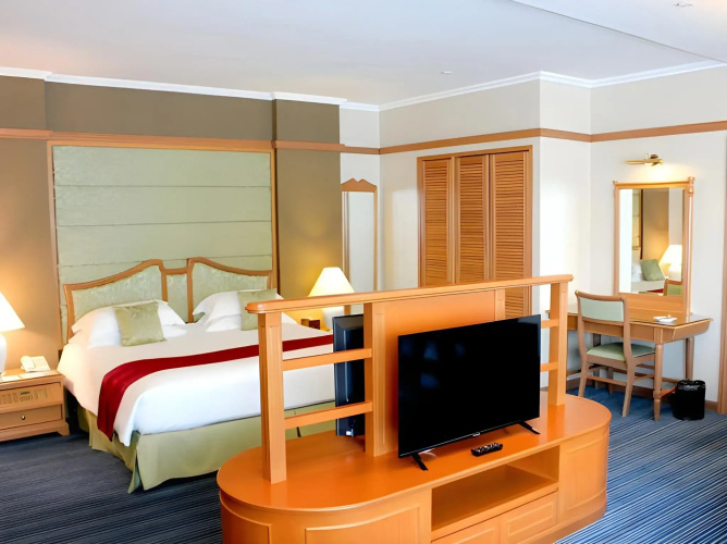 Grand Palace Hotel