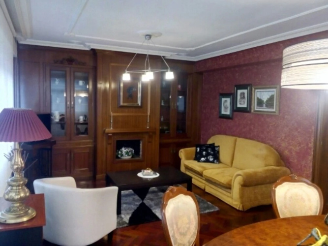 104633 - Apartment in Carballo
