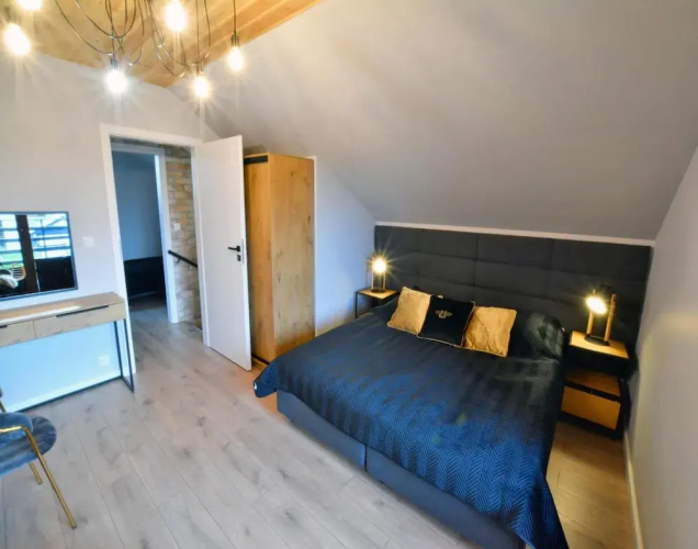 Large, 2-story Holiday Home, Sauna, Jacuzzi