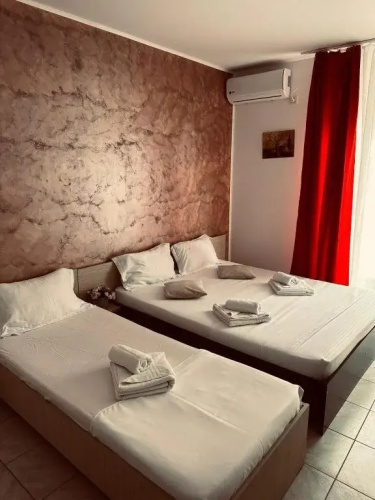 StefiMar cm Camere de inchiriat
