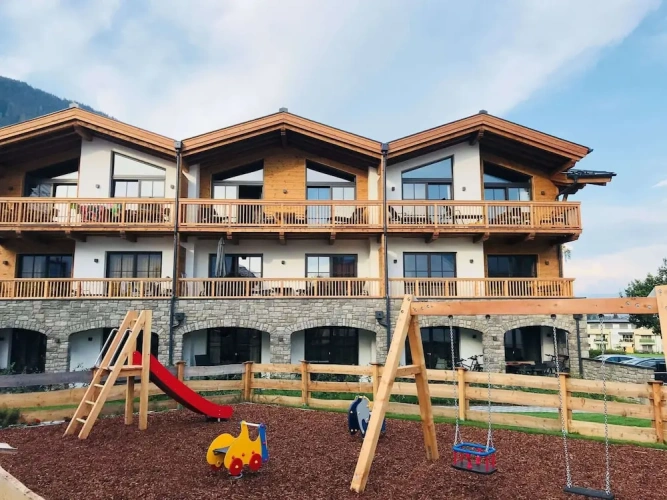 4 Bedrooms Comfort Apartment with balcony