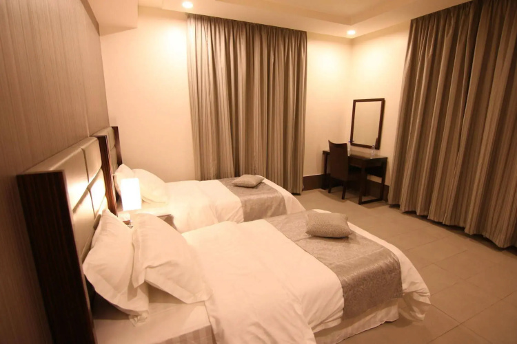 Fakhamet Al Hamra Hotel Apartments