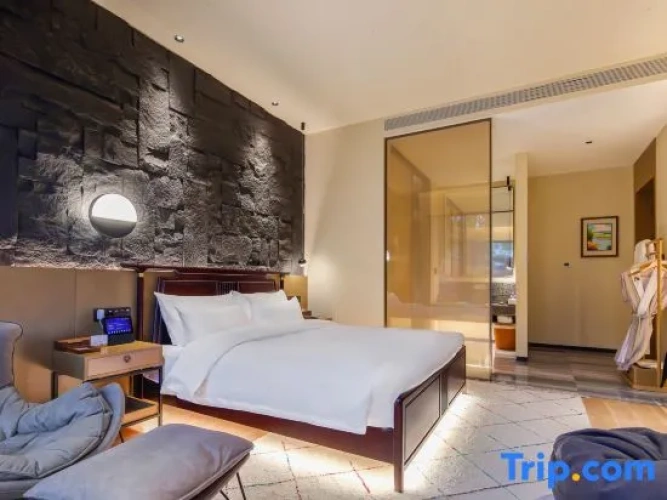 2 Bedrooms Suite