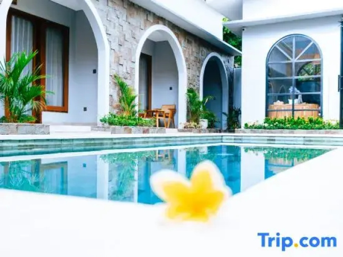 villa koura kuta