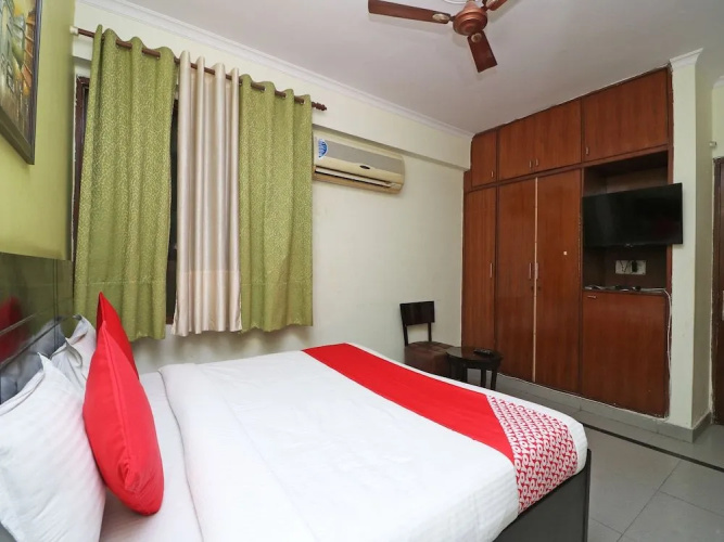 OYO 598 Hotel B K House