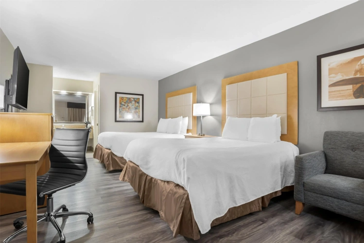 Standard Quadruple room