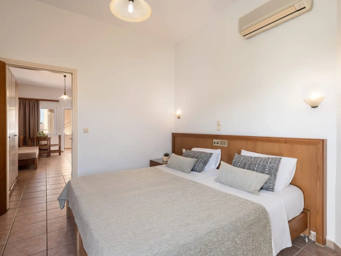 Quadruple Apartment