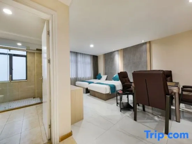 Twin Suite