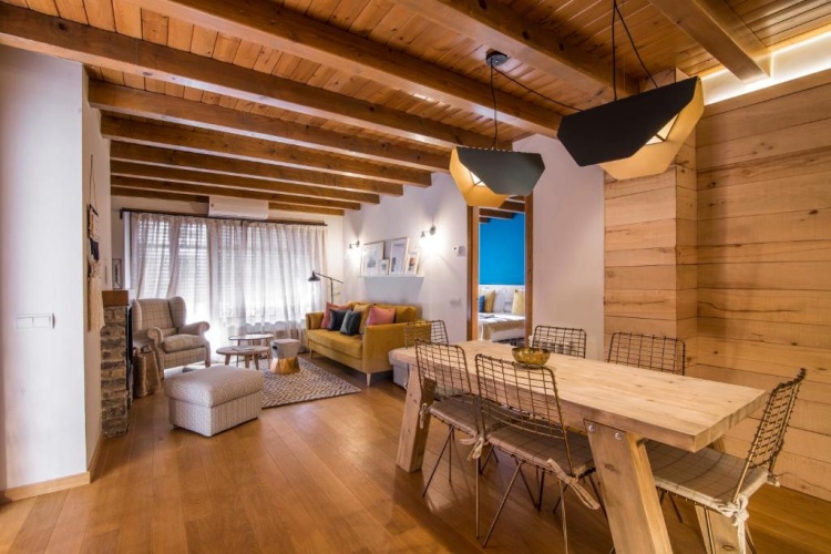 3 Bedrooms Apartment