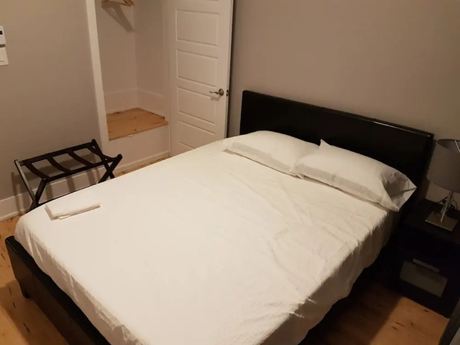 Le St Denis 2 bedrooms - mtlFlats