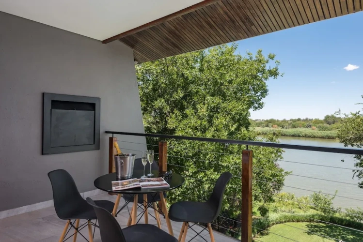 Superior Double room with river view