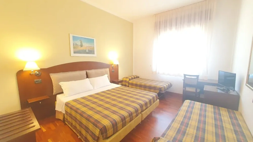 Standard Quadruple room
