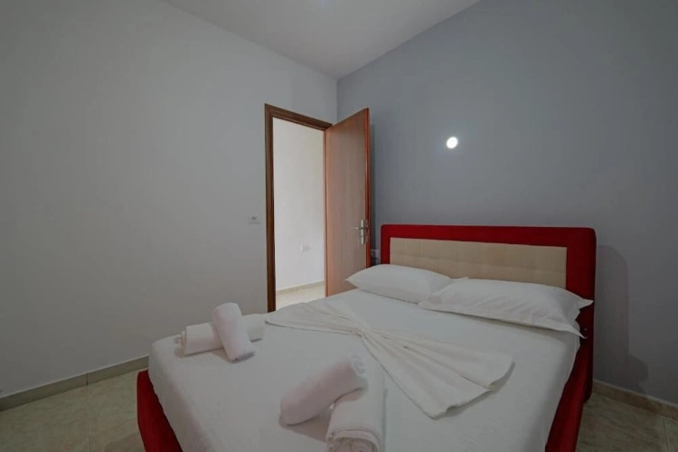 Vila Xhovani
