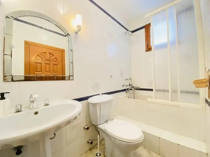 MISSAFIR Spacious Duplex Flat near Bagdat Street