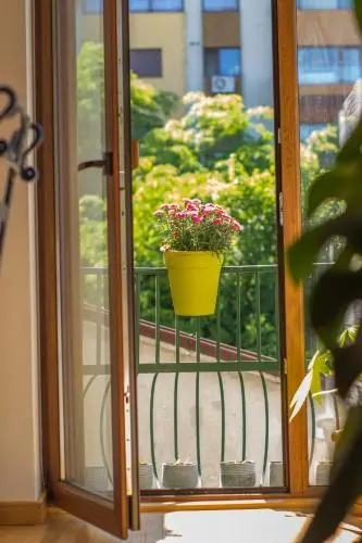 Silvia's Apartment