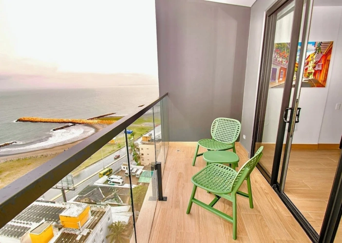 Apartment with balcony