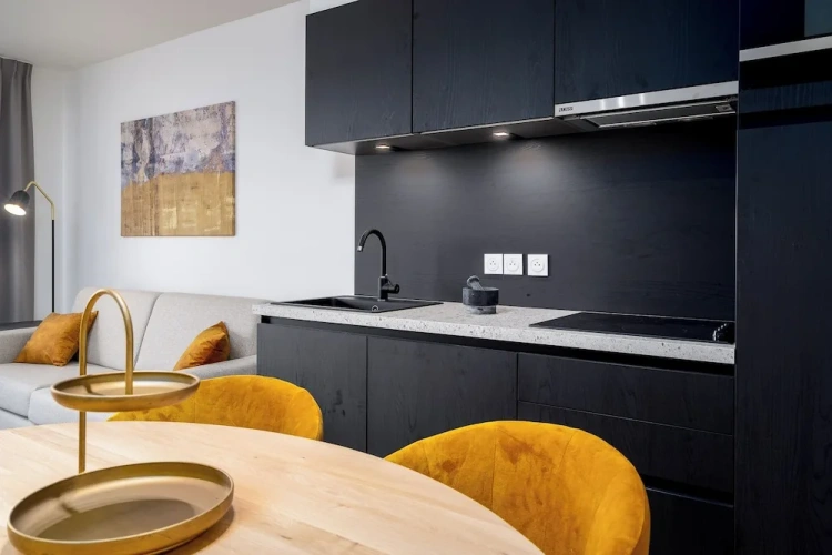 1 Bedroom Deluxe Apartment