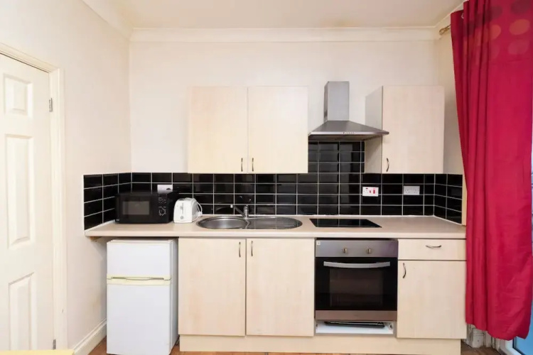 Cosy studio flat in the Polygon