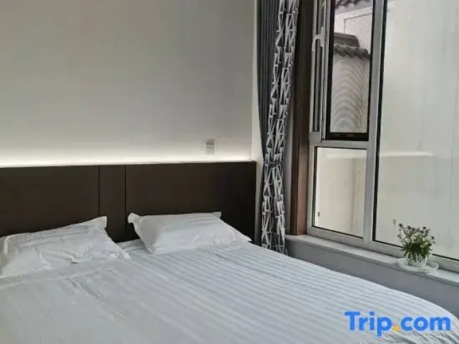 3 Bedrooms Suite