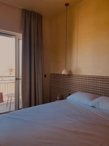 193 Urban Hotel