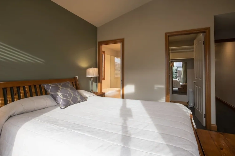 1 Bedroom Standard Apartment