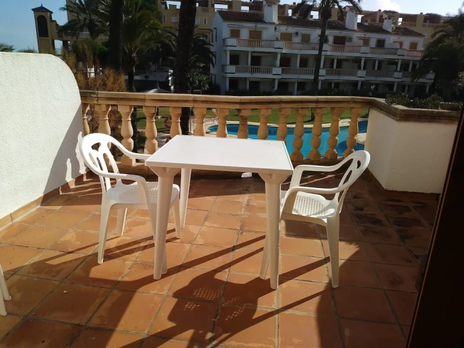 2 Bedrooms Apartment with sea view